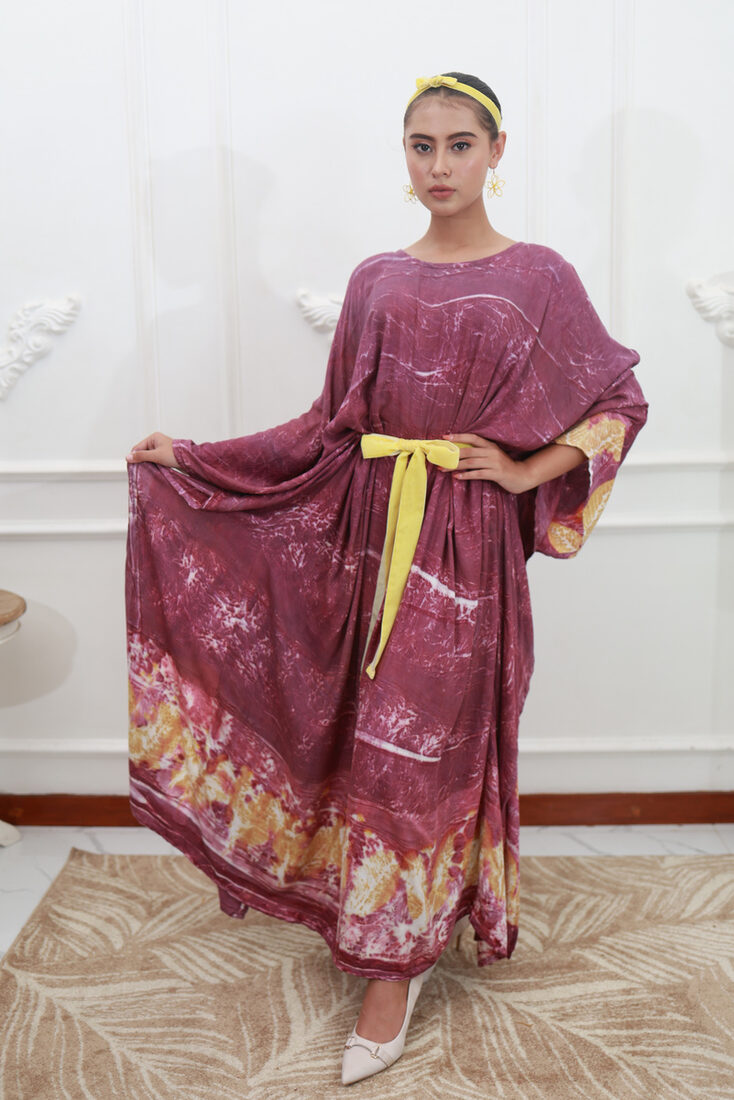Lemon eco-print midi dress with a leaf motif