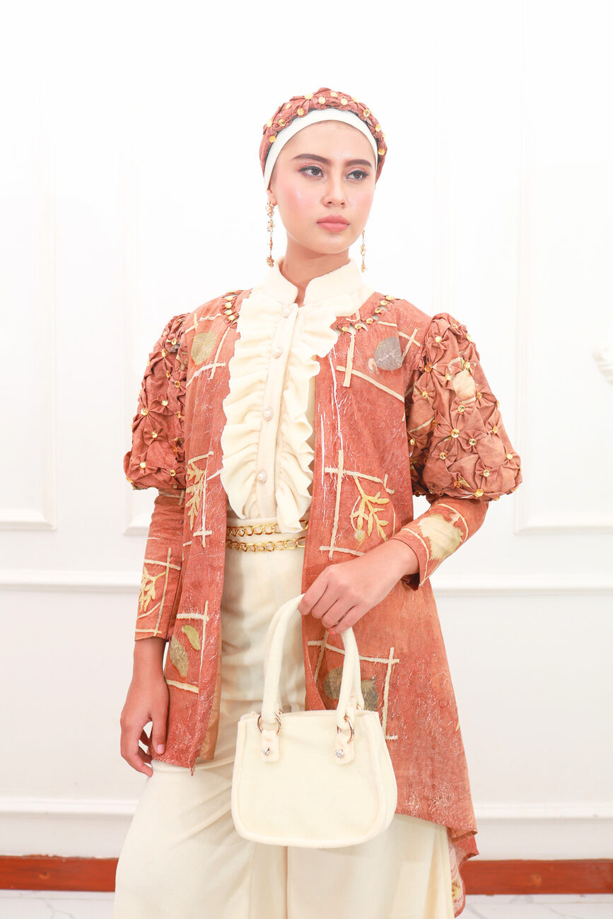 Cream structured handbag